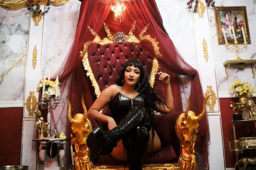 Austin Dominatrix Scarlet Vexus -Austin's Original Multidisciplinary Goddess -  unusual BDSM experiences incorporating into femdom unexpected skills.  - Slide 6