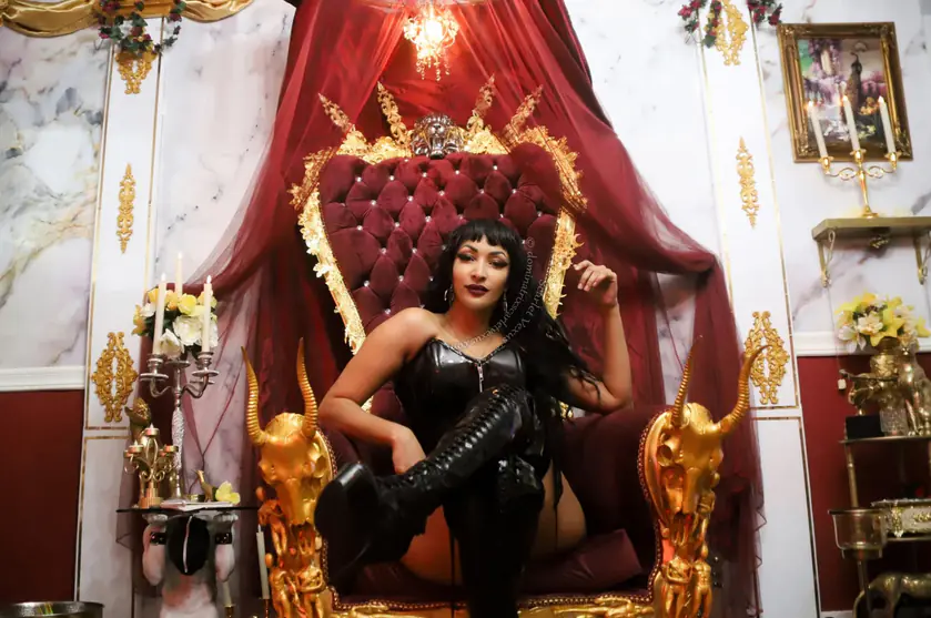 Austin Dominatrix Scarlet Vexus -Austin's Original Multidisciplinary Goddess -  unusual BDSM experiences incorporating into femdom unexpected skills.  - Slide 6