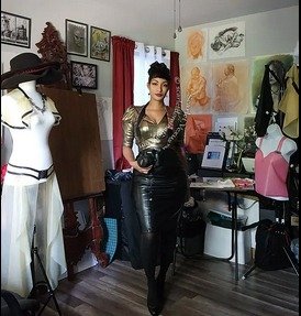 Austin Dominatrix Scarlet Vexus - Art Studio - Latex Designer